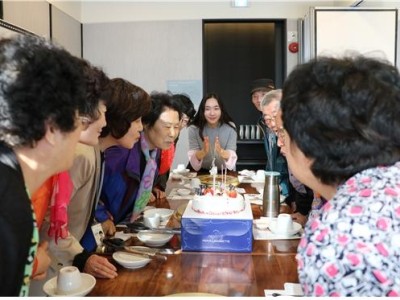 송추가마골 미사점과 업무협약식(어르신 생신잔치) 이미지