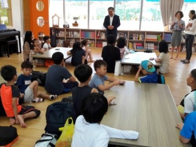 LH행복꿈터 미사강변지역아동센터 여름캠프 출발 전 회장님 방문 이미지